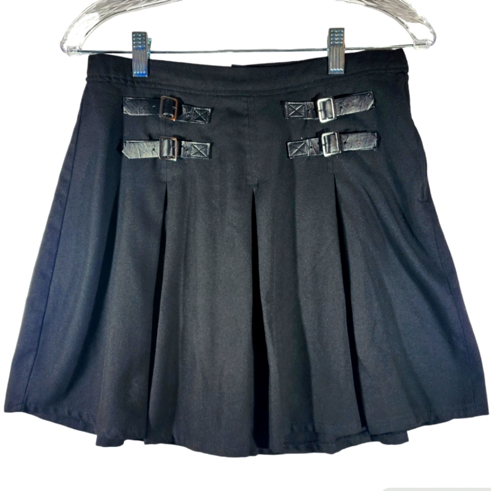 Hot Topic Skirt Daang Goodman Black Pleated Chain Goth Buckle